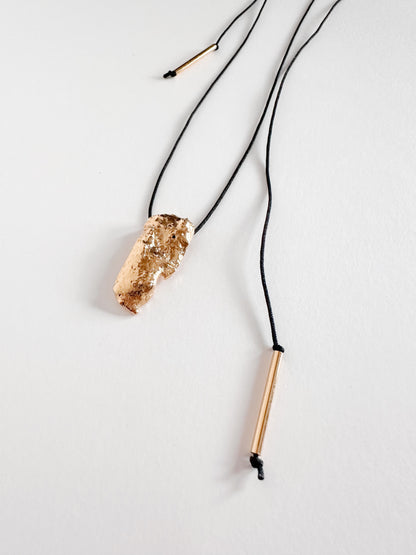 Collier Magma