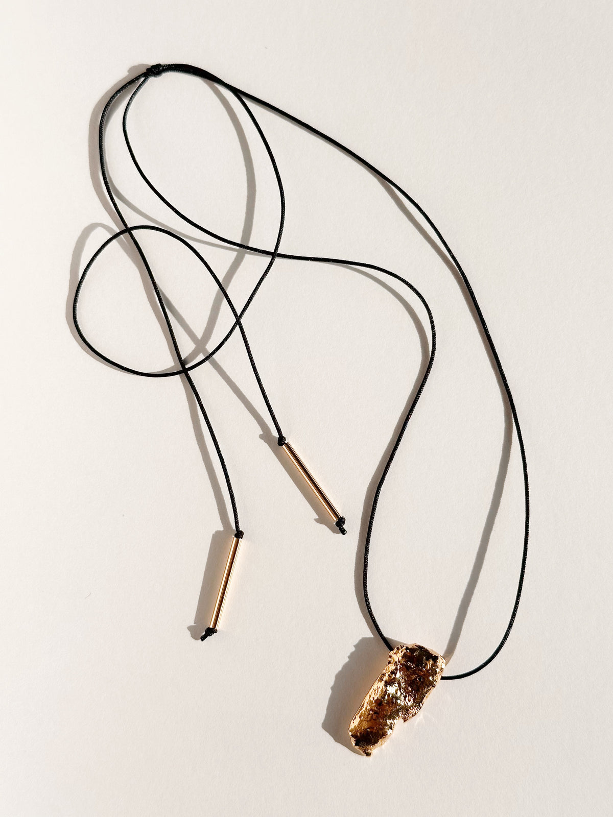 Collier Magma